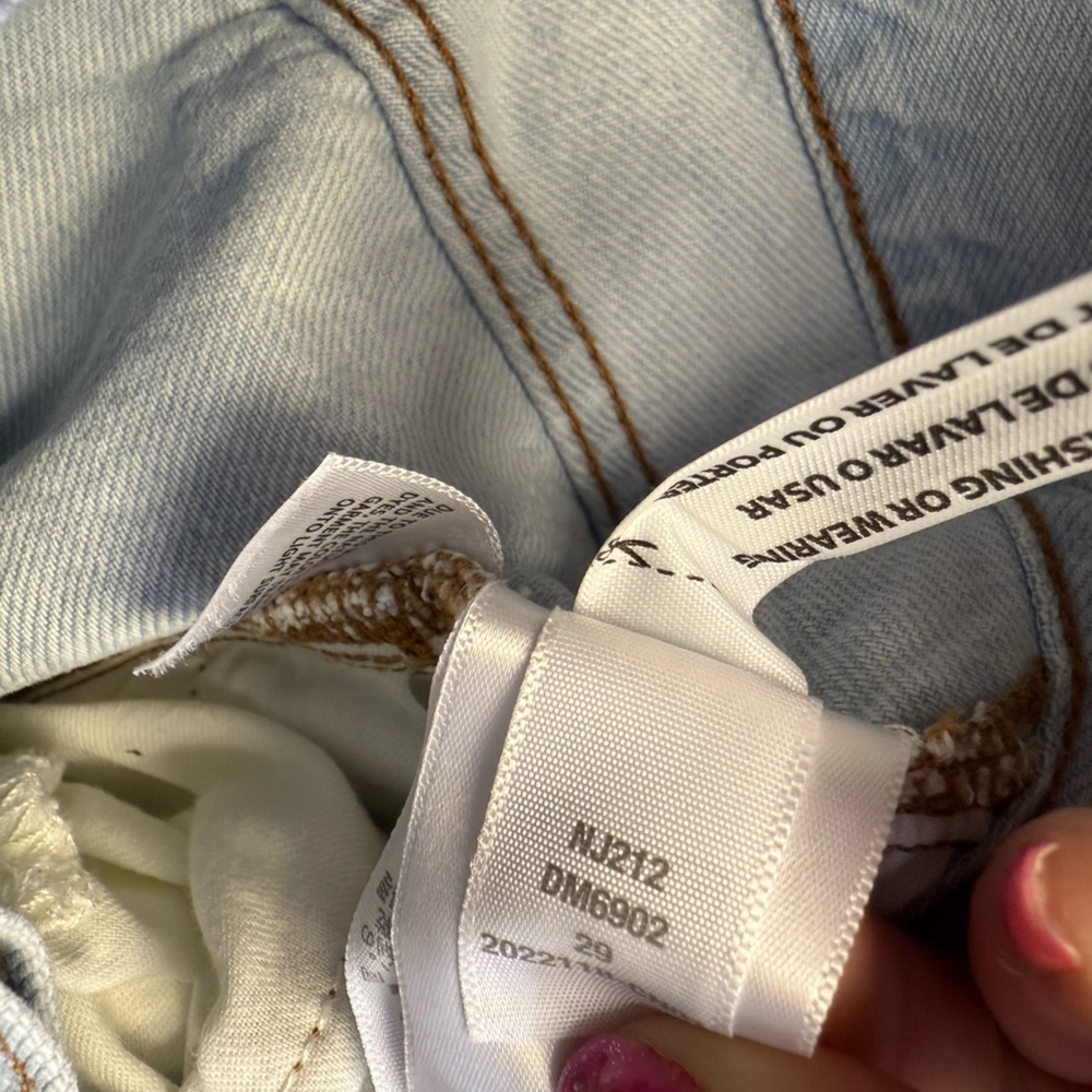 Madewell The Slouchy Boyjean Light Wash Jeans Distressed Size 29” Waist - Picture 8 of 14